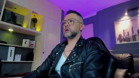 Snapshot of mrfrank_tattoo chatting on 8, 2, 2026 MrFrank. online show from 8, 2, 2026