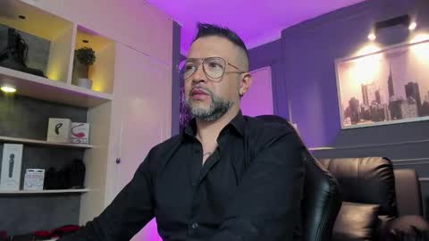 Snapshot of mrfrank_tattoo chatting on 9, 2, 2026 MrFrank. online show from 9, 2, 2026