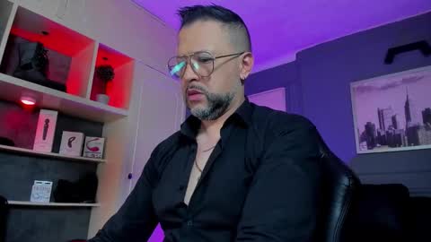 Snapshot of mrfrank_tattoo chatting on 13, 2, 2026 MrFrank. online show from 13, 2, 2026