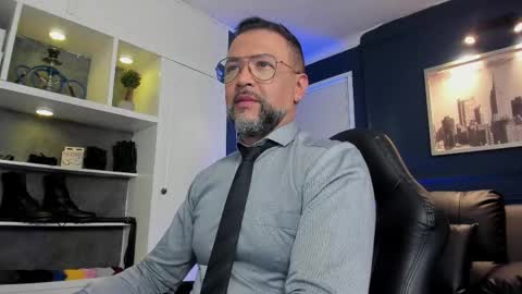 Snapshot of mrfrank_tattoo chatting on 4, 6, 2026 MrFrank. online show from 4, 6, 2026