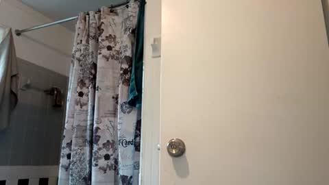 FRESH MEAT   TELL ME WHAT YOU WANNA SEE online show from 18, 12, 2025