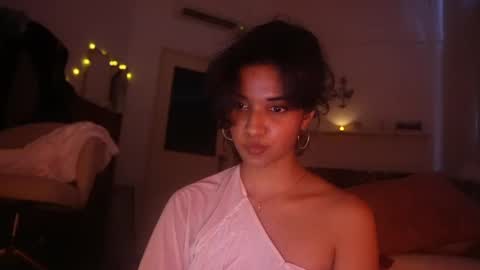 Snapshot of mriea_ chatting on 14, 9, 2025 mriea_ online show from 14, 9, 2025