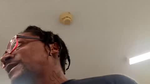 Snapshot of mrjaw29 chatting on 30, 9, 2025 mrjaw29 online show from 30, 9, 2025