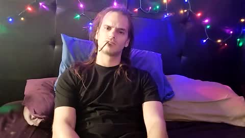 Snapshot of mrkinksized chatting on 2, 1, 2025 MrKinkSized online show from 2, 1, 2025