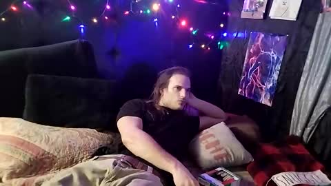 Snapshot of mrkinksized chatting on 14, 1, 2025 MrKinkSized online show from 14, 1, 2025