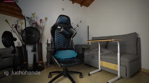 Snapshot of mrlouiss chatting on 2, 10, 2025 Luis    Instagram   online show from 2, 10, 2025