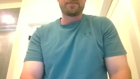 mrmeoggie online show from 9, 9, 2025