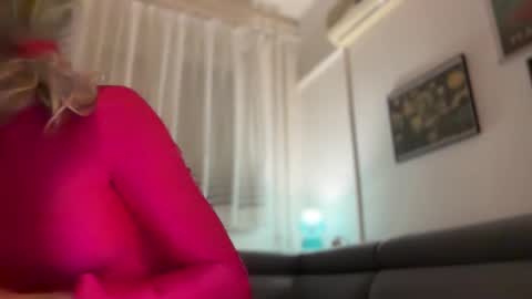 TaleOfLaura online show from 13, 5, 2026