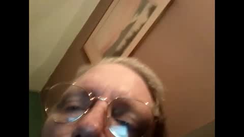 Mrnmrsfucks4u2 online show from 24, 2, 2025