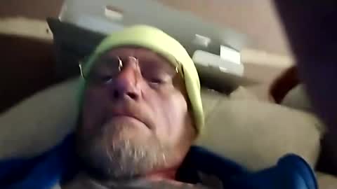 Mrnmrsfucks4u2 online show from 25, 2, 2025