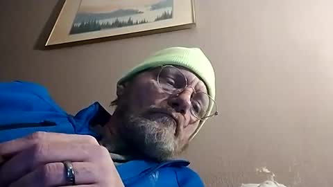 Mrnmrsfucks4u2 online show from 27, 2, 2025