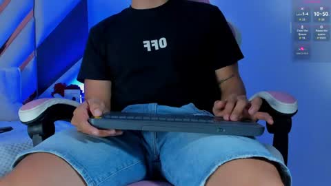 mrs_boy20 online show from 29, 7, 2026