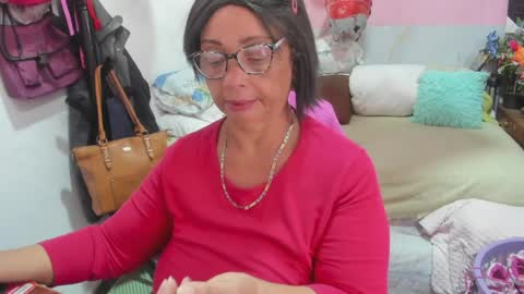Snapshot of mrs_mommy chatting on 27, 4, 2026 mrs_mommy online show from 27, 4, 2026