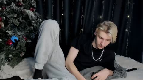Adam online show from 2, 2, 2025