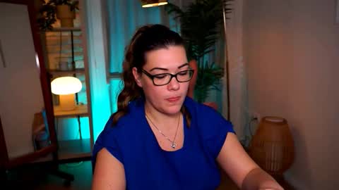 Tamara online show from 16, 12, 2025