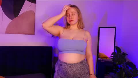 Snapshot of mrsprude chatting on 24, 2, 2025 Molly online show from 24, 2, 2025