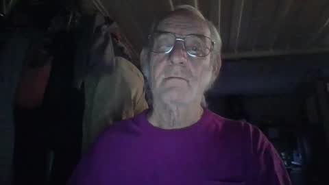 Snapshot of mrsubman chatting on 16, 4, 2026 Chuck online show from 16, 4, 2026