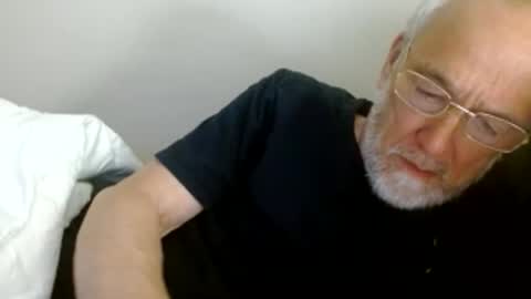 Snapshot of mrtease5 chatting on 16, 4, 2026 mrtease5 online show from 16, 4, 2026