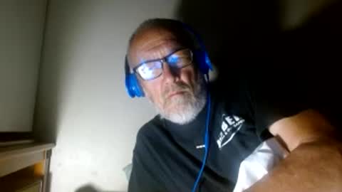 Snapshot of mrtease5 chatting on 10, 5, 2026 mrtease5 online show from 10, 5, 2026