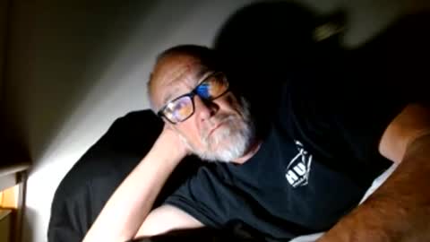 Snapshot of mrtease5 chatting on 17, 5, 2026 mrtease5 online show from 17, 5, 2026
