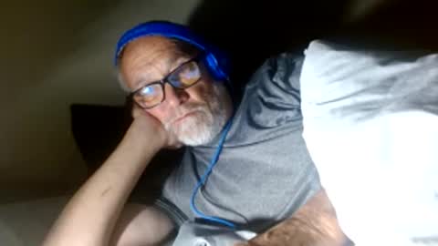 Snapshot of mrtease5 chatting on 25, 5, 2026 mrtease5 online show from 25, 5, 2026