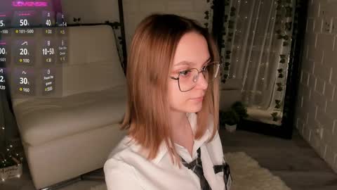 Snapshot of ms_elizabethqueen chatting on 2, 3, 2025 Elizabeth online show from 2, 3, 2025