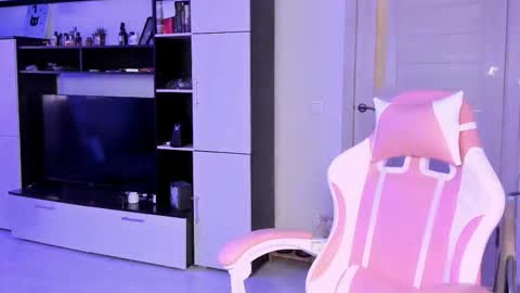 Snapshot of ms_emily_ chatting on 24, 3, 2026 ms_emily_ online show from 24, 3, 2026