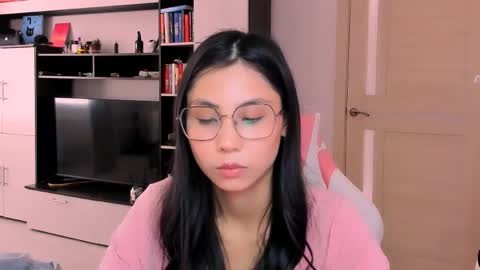 ms_emily_ online show from 30, 5, 2026