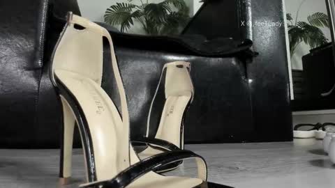 Snapshot of ms_enigma chatting on 27, 3, 2026 Goddess. Miss. Lady. Queen. Madam Milady online show from 27, 3, 2026