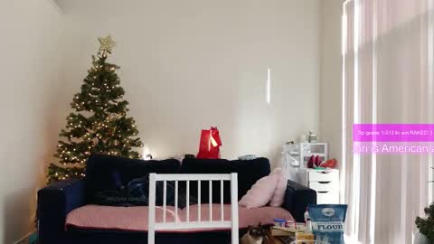 Snapshot of ms_mochii chatting on 18, 2, 2026 R o r i SnapChat heyroriv2 wednesday - sunday Noon oclock mountain - 5pm mountain online show from 18, 2, 2026