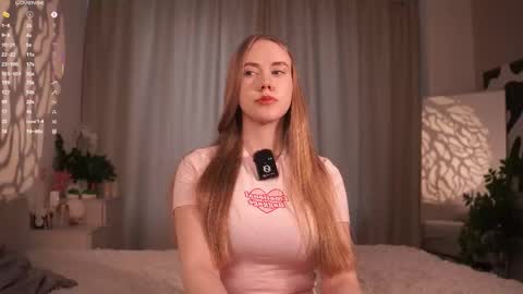 Snapshot of ms_monica_ chatting on 8, 1, 2026 Monica online show from 8, 1, 2026