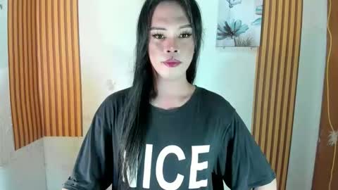 Snapshot of ms_selenaxx chatting on 5, 10, 2025 selena online show from 5, 10, 2025