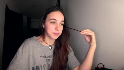 ms_sophiee online show from 10, 3, 2026