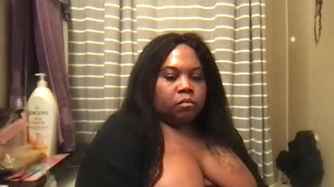 Snapshot of msjonemillion chatting on 14, 1, 2025 Chocolate Candy Stick online show from 14, 1, 2025