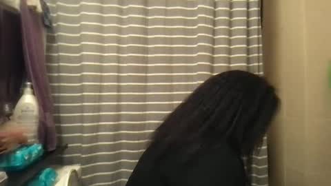 Snapshot of msjonemillion chatting on 19, 1, 2025 Chocolate Candy Stick online show from 19, 1, 2025