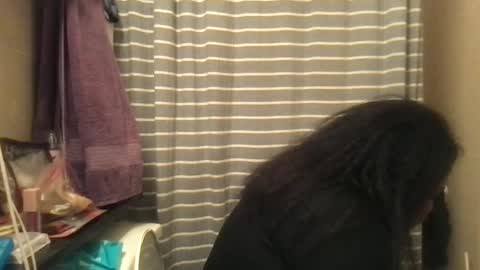 Snapshot of msjonemillion chatting on 12, 2, 2025 Chocolate Candy Stick online show from 12, 2, 2025