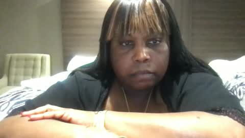 Snapshot of msjonemillion chatting on 8, 3, 2025 Chocolate Candy Stick online show from 8, 3, 2025
