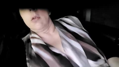 Snapshot of msmomy69 chatting on 8, 4, 2026 msmomy69 online show from 8, 4, 2026