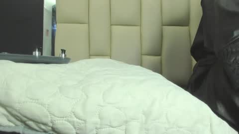 FERNANDA 3 online show from 10, 1, 2025