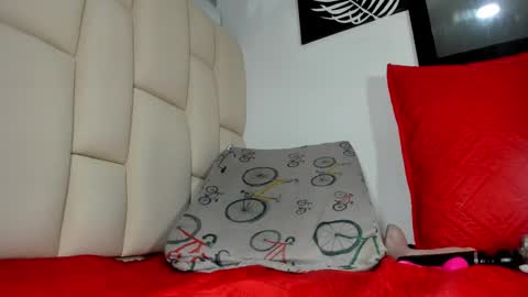 FERNANDA 3 online show from 14, 2, 2025