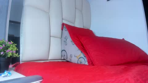 FERNANDA 3 online show from 21, 2, 2025