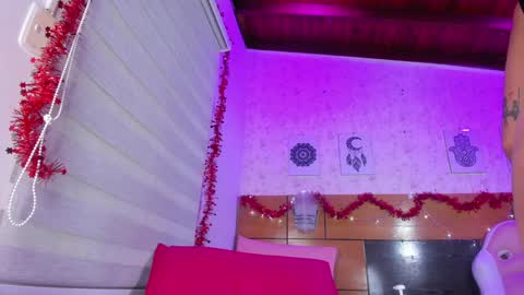 Snapshot of mssburbuja chatting on 31, 12, 2024 Manuela  online show from 31, 12, 2024