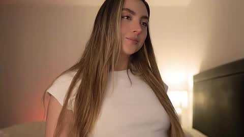 Sophie  online show from 5, 2, 2026