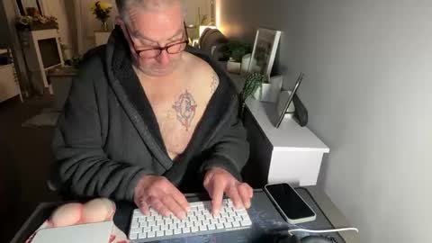 Snapshot of mtb1697 chatting on 21, 4, 2026 mtb1697 online show from 21, 4, 2026