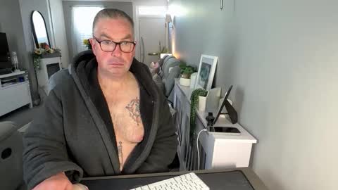 Snapshot of mtb1697 chatting on 25, 4, 2026 mtb1697 online show from 25, 4, 2026