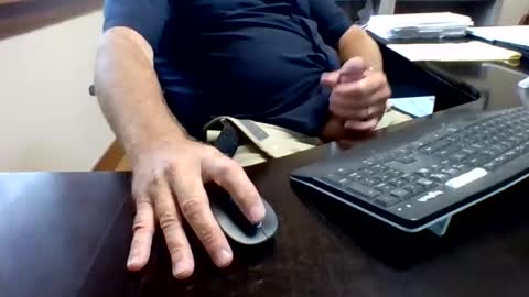 Snapshot of mttoker chatting on 8, 7, 2026 mttoker online show from 8, 7, 2026