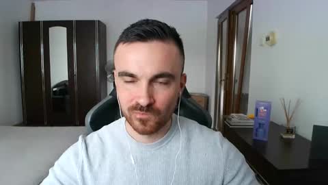 Snapshot of mu5clemania chatting on 9, 4, 2026 Victor online show from 9, 4, 2026