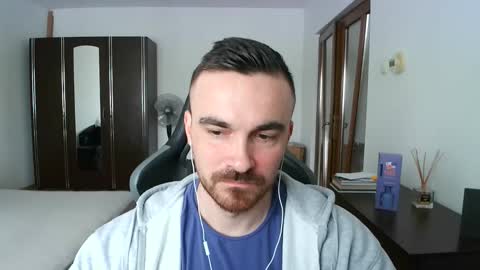 Snapshot of mu5clemania chatting on 20, 4, 2026 Victor online show from 20, 4, 2026