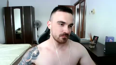 Snapshot of mu5clemania chatting on 23, 6, 2026 Victor online show from 23, 6, 2026