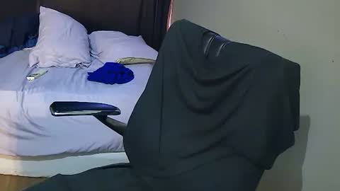 Muffdiver online show from 18, 2, 2025